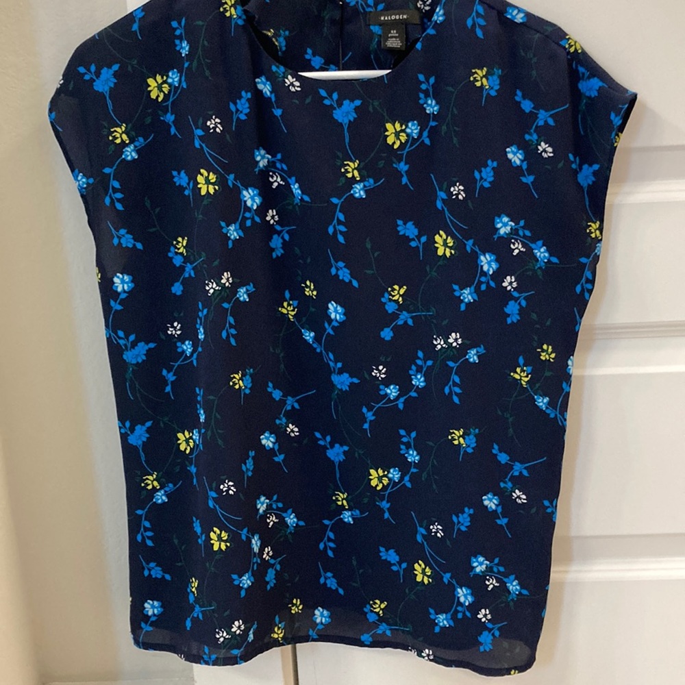 Halogen Floral blouse